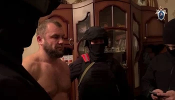 Жена подозреваемого по делу о подрыве авто в Москве заявила, что муж не способен на такое