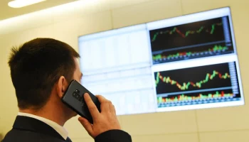 Эксперт Остапкович исключил критический взрыв курса доллара