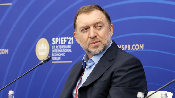 Дерипаску избрали на пост президента Федерации хоккея с мячом России