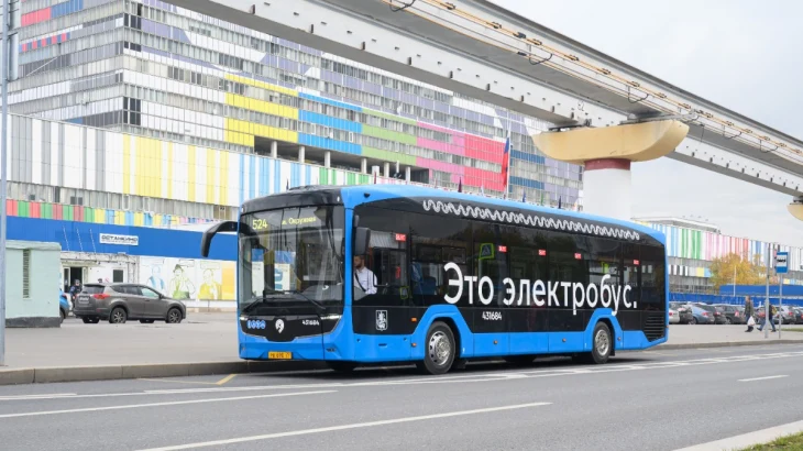 Семь электробусов нового поколения вышли на маршрут 123 на севере столицы