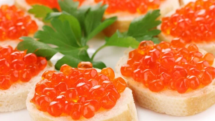 Росстат заявил о росте производства красной икры в России в 1,4 раза