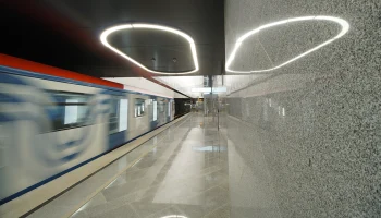 На БКЛ временно увеличены интервалы движения поездов из-за человека на пути