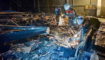 Разбор завалов продолжается в "Крокус Сити Холле"