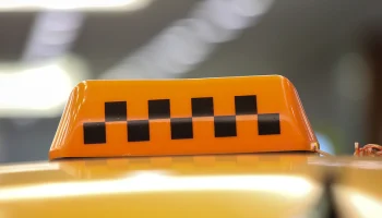 Минпромторг внес в кабмин полный список локализованных машин для работы в такси