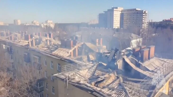 Четырех человек спасли при пожаре в жилом доме в Жуковском Четырех человек спасли при пожаре в жилом доме в Жуковском