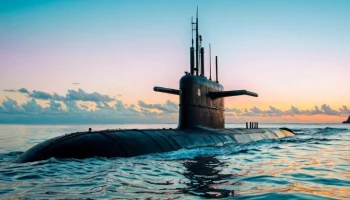 Reuters: не менее 78 человек пострадали при атаке подлодки на иранский фрегат