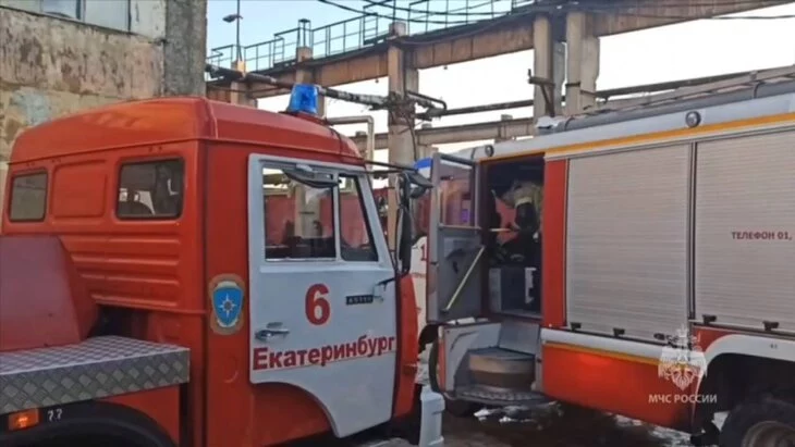 Пожар в цехе по производству полистирола в Екатеринбурге локализован Пожар в цехе по производству полистирола в Екатеринбурге локализован