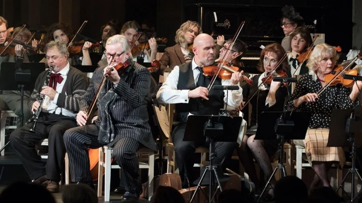 Билеты на спектакль «Репетиция оркестра» можно приобрести в «Мосбилете» Билеты на спектакль «Репетиция оркестра» можно приобрести в «Мосбилете»