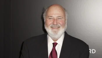 Режиссер Роб Райнер и его супруга найдены мертвыми в своем доме в США