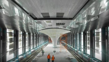 Собянин объяснил, для чего метро переводят на бесстыковые пути