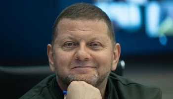 Украинцы вышли на митинг в центре Киева с требованием вернуть Залужного