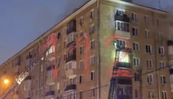 СМИ: Площадь возгорания на Пресненском Валу увеличилась до 250 &laquo;квадратов&raquo;