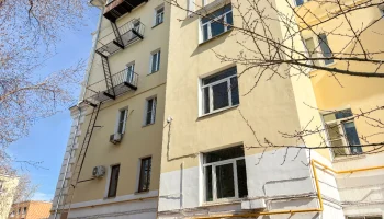 В историческом жилом доме в районе Таганский произвели замену всего лифтового оборудования