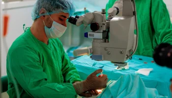 Вице-мэр Ракова: Новый подход к лечению сетчатки поможет спасти детей с редким заболеванием глаз от 