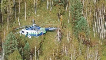 Два медработника пострадали при жесткой посадке вертолета под Иркутском