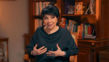 Тереза Дурова рассказала о живом театре и искусстве без фальши