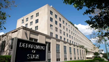 Госдеп: США не изменили для себя статус Зеленского после истечения полномочий