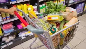 АКОРТ: цены на рис, белокочанную капусту и картофель в марте подешевели на 30&ndash;29%