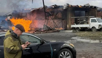 Супруги пострадали при пожаре в здании СТО в Омской области