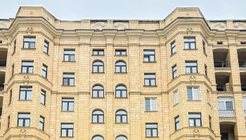 В Москве капитально отремонтировали дома-киногерои