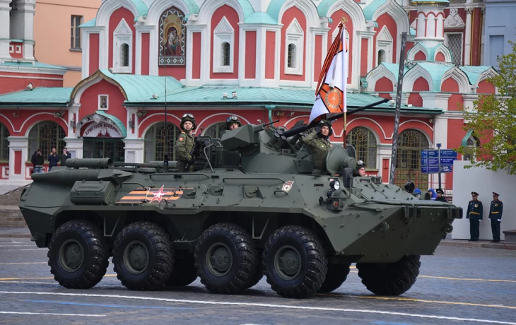 Москвичам напомнили о перекрытиях ряда улиц и набережных 9 мая Москвичам напомнили о перекрытиях ряда улиц и набережных 9 мая