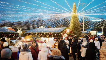Сергунина пригласила москвичей и туристов на новогоднюю программу культурных площадок