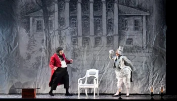 Спектакль "Мертвые души" Театра Вахтангова впервые выйдет в кино