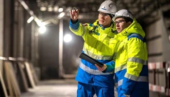 Собянин поздравил московских метростроителей с профессиональным праздником