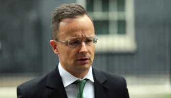 Министр Сийярто: Генсек НАТО предложил собрать 100 миллиардов на помощь Украине