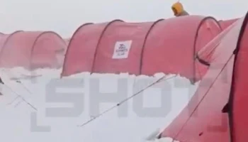 SHOT: российские альпинисты оказались заблокированы на склоне вулкана в Антарктиде