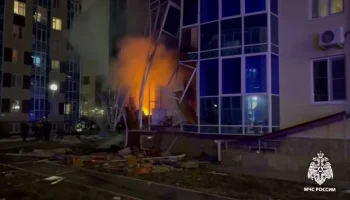 Четыре человека пострадали при пожаре в жилом доме в Ханты-Мансийске