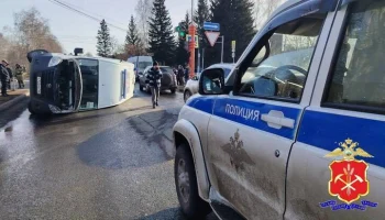 Женщина погибла после ДТП с участием машины скорой помощи в Кузбассе