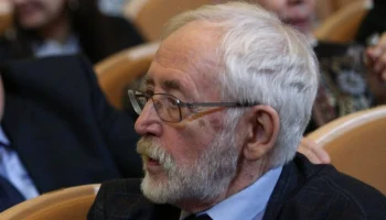 Супруга актера Василия Ливанова опровергла новости об ухудшении его состояния