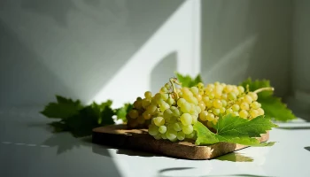 Слишком много глюкозы: гастроэнтеролог Утюмова назвала самую вредную ягоду