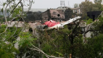 Адвокат Эндрюс: проблемы с электрикой могли стать причиной падения Boeing в Индии