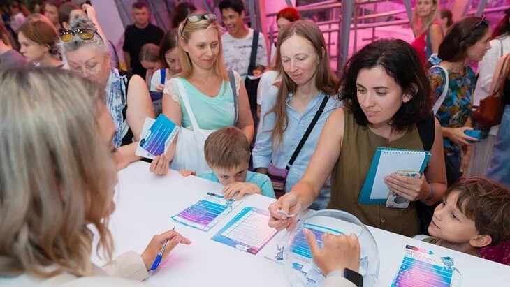 Неделю финансовой грамотности в "Зарядье" посетили более 35 тыс человек Неделю финансовой грамотности в "Зарядье" посетили более 35 тыс человек