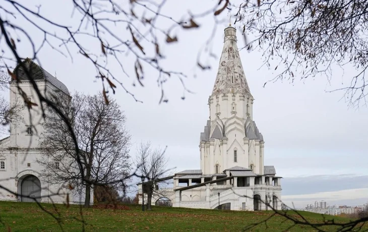 Сразу три объекта культурного наследия реставрируют в «Коломенском» Сразу три объекта культурного наследия реставрируют в «Коломенском»