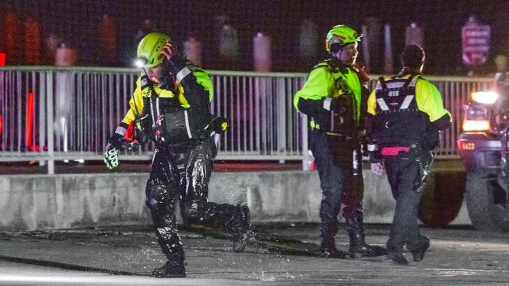 NBC: спасатели достали более 30 погибших при авиакатастрофе в Вашингтоне NBC: спасатели достали более 30 погибших при авиакатастрофе в Вашингтоне