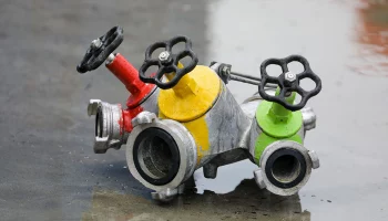 Появилось видео повторного возгорания здания НИИ во Фрязине