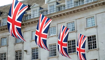 Хакеры взломали серверы военного ведомства Великобритании