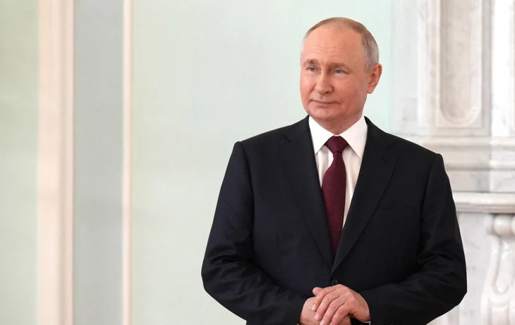 ЦИК официально объявил Владимира Путина президентом России ЦИК официально объявил Владимира Путина президентом России