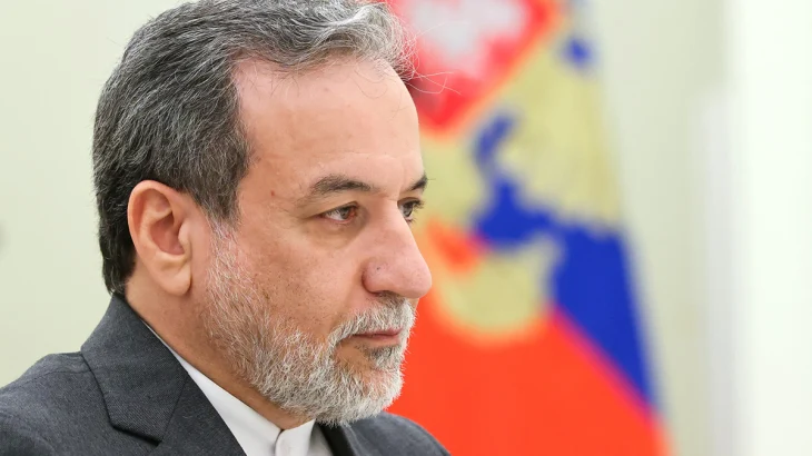 Глава МИД Ирана заявил Зеленскому об усталости мира от «бестолковых клоунов» Глава МИД Ирана заявил Зеленскому об усталости мира от «бестолковых клоунов»