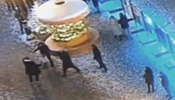 Три человека пострадали в результате потасовки в центре Москвы