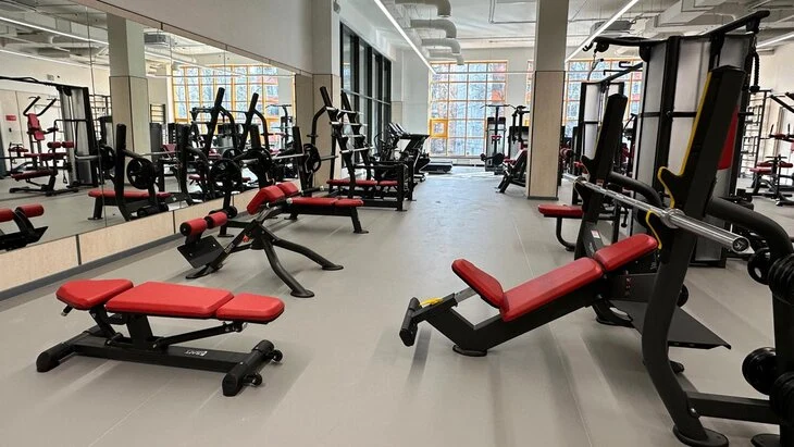 Физкультурно-оздоровительный комплекс построят в Головинском районе по программе КРТ