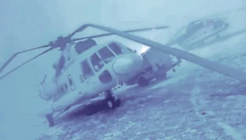 Сильный ветер сломал лопасти винтов у двух вертолетов Ми-8 в якутском Тикси