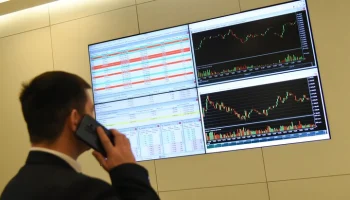 Эксперт Бархота: для вложений в акции необходимо 3&ndash;4 года опыта на фондовом рынке