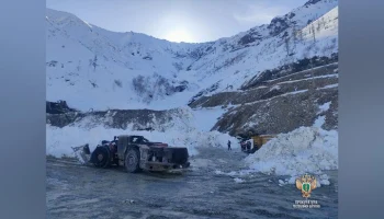 Обнаружен четвертый погибший при сходе лавины в Бурятии