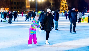 Масштабная игра в снежки прошла во Дворце пионеров на Воробьевых горах