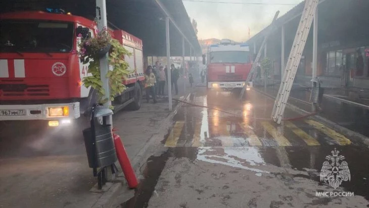 Пожар произошел в кафе в районе Савеловского вокзала Москвы Пожар произошел в кафе в районе Савеловского вокзала Москвы