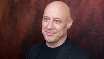 Певец Майданов назвал присвоение звания народного артиста РФ подарком на юбилей